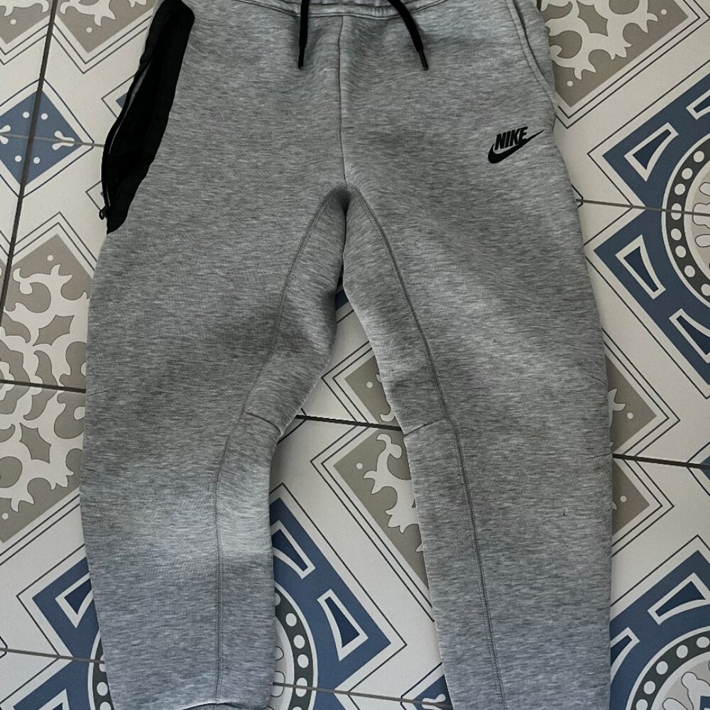 Boys Nike joggers